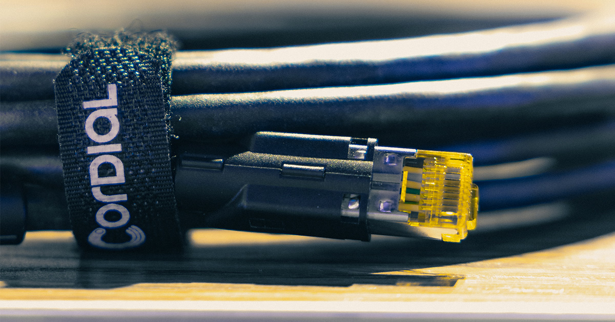 Scopri i cavi ethernet Cordial CAT 7A che offrono un trasporto dati a 1000 MHz per dati, audio e controllo luci