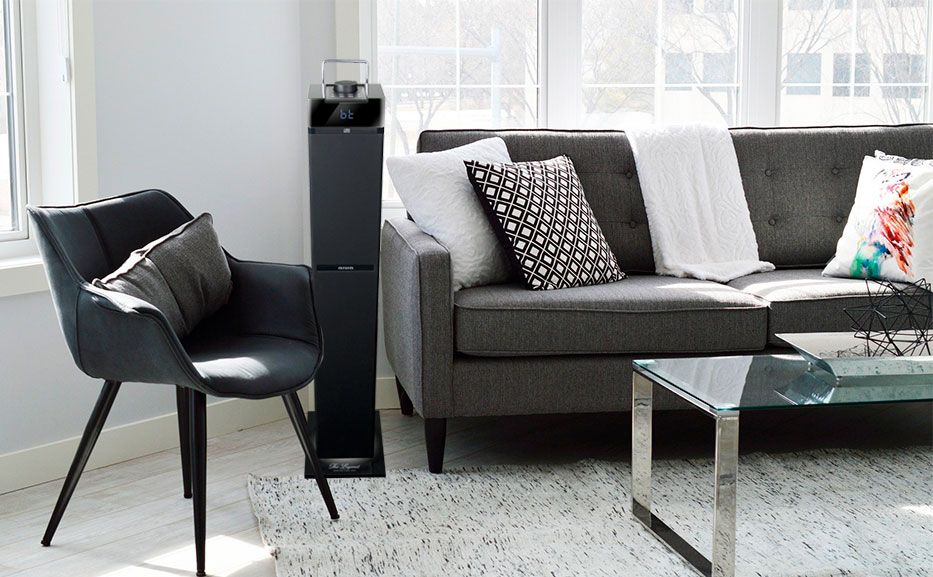 Aiwa TS-990CD è un potente e versatile sistema d’ascolto casalingo conformazione Tower, con ben 120W su 2 canali e subwoofer con risposta sui bassi estesa.