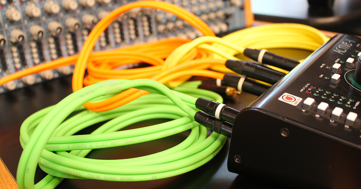 Scopri tutti i modelli Cordial CEON, la linea dedicata a DJ e performer elettronici