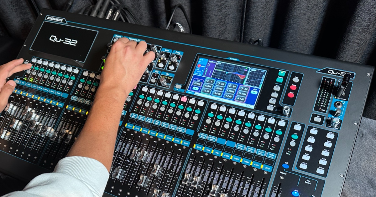 Allen & Heath QU-32