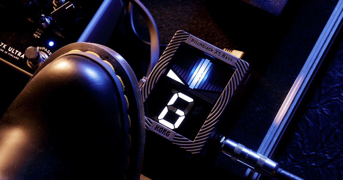 Il display di Pitchblack XS Bass possiede molti LED sul Meter che migliorano la sua visibilità, mentre la luminosità è regolabile su due livelli. Il display di Pitchblack XS Bass possiede molti LED sul Meter che migliorano la sua visibilità, mentre la luminosità è regolabile su due livelli.