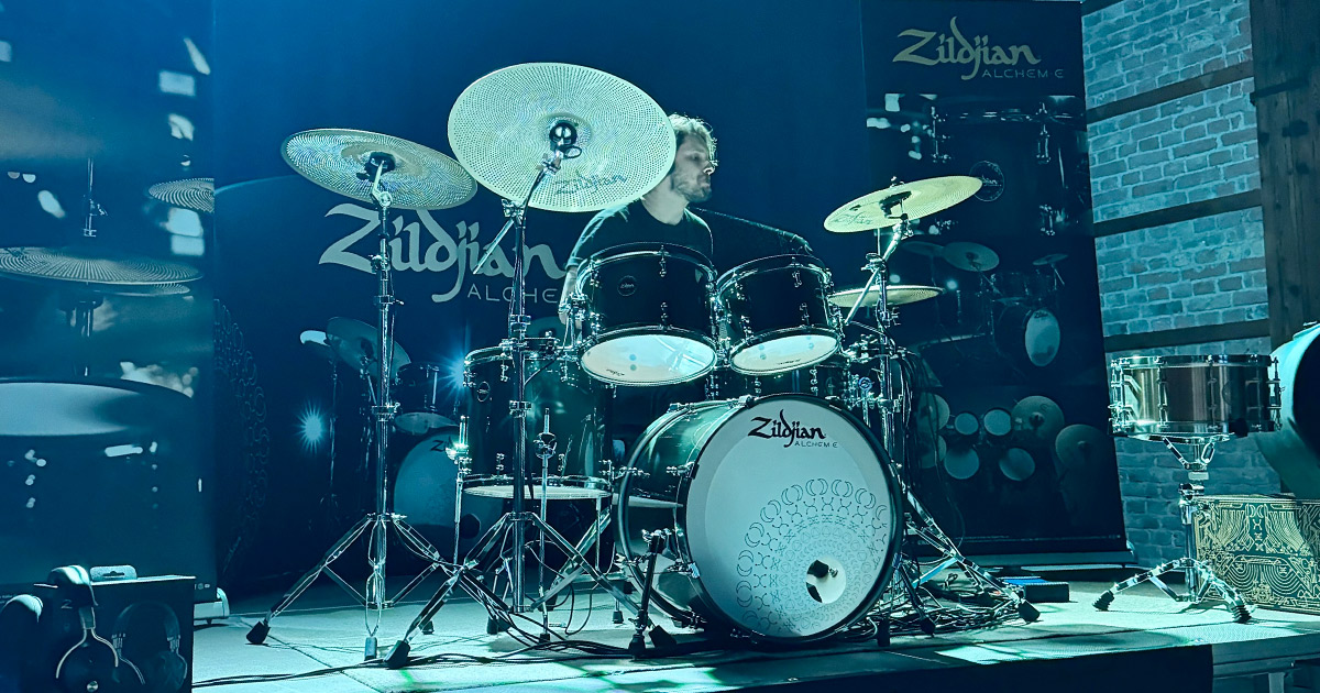 Zildjian Gold EX suonata durante la demo Alchem-E presso Esse Music Store di Montebelluna (TV)