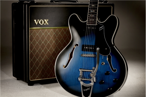 Vox - Bobcat V90B Bigsby Sapphire Blue