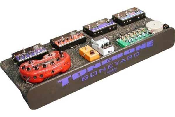 Radial Engineering - Boneyard Pedalboard