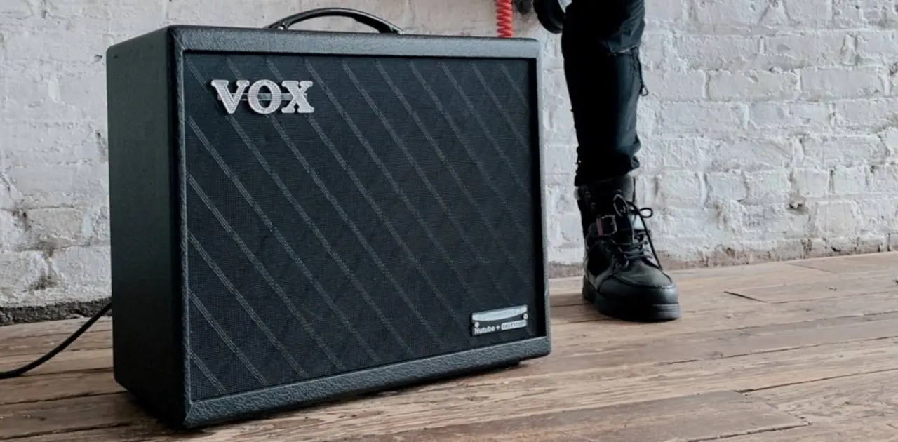 Scopri gli amplificatori HYBRID di Vox