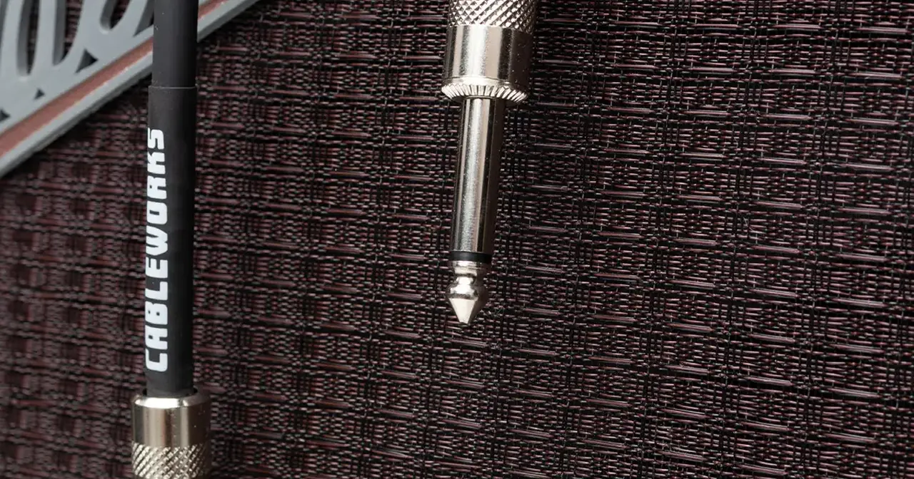 La serie Backline è pensata per musicisti e professionisti del mondo audio che hanno bisogno di cavi affidabili