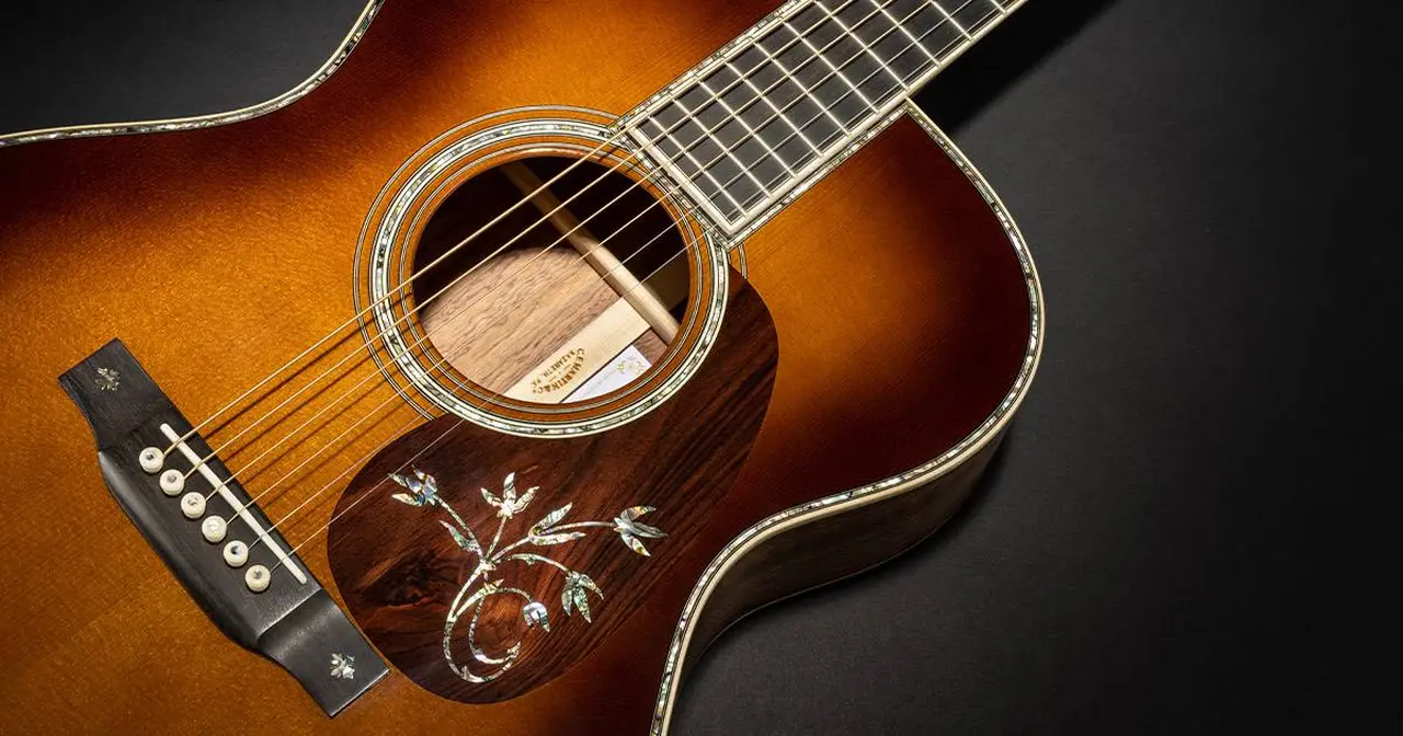 Scopri i modelli di chitarre acustiche Limited Edition di Martin & Co.