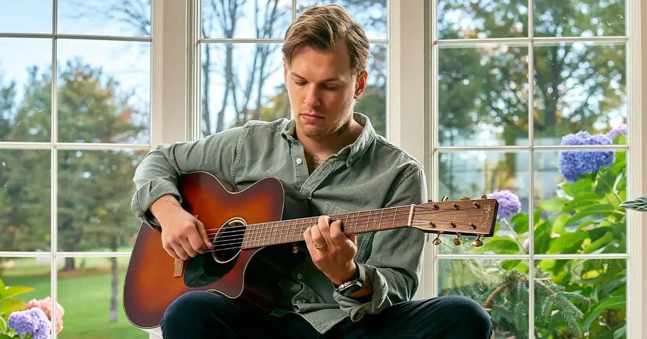 Scopri i modelli di chitarre acustiche Sustainable Wood di Martin & Co.