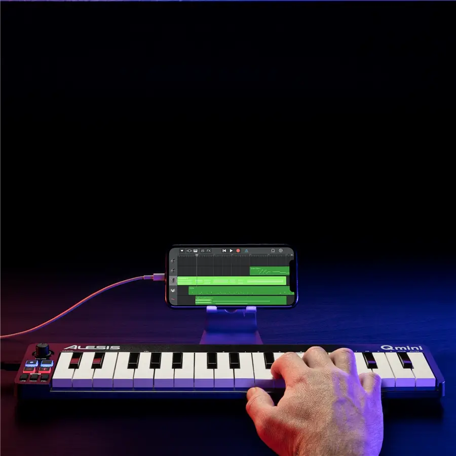 10-alesis-q-mini-1070001026_2