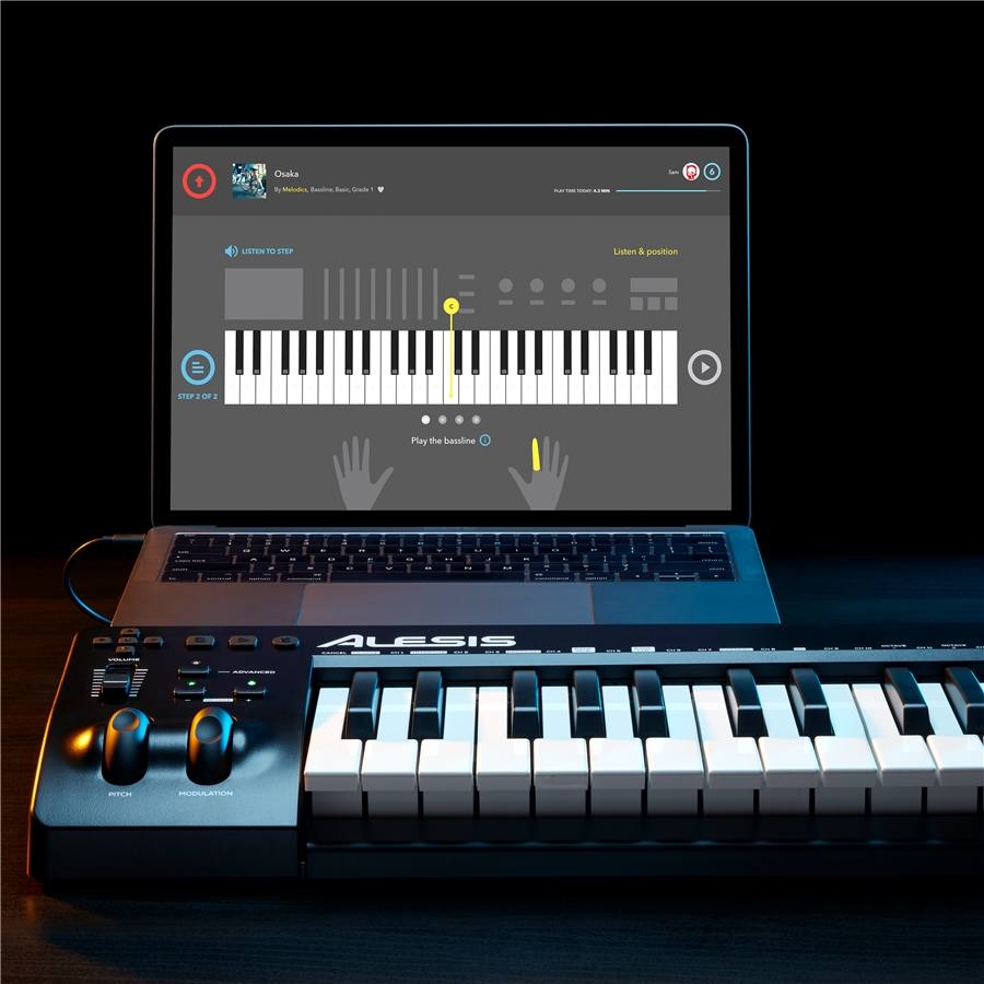 10-alesis-q49mkii-1070001024_3