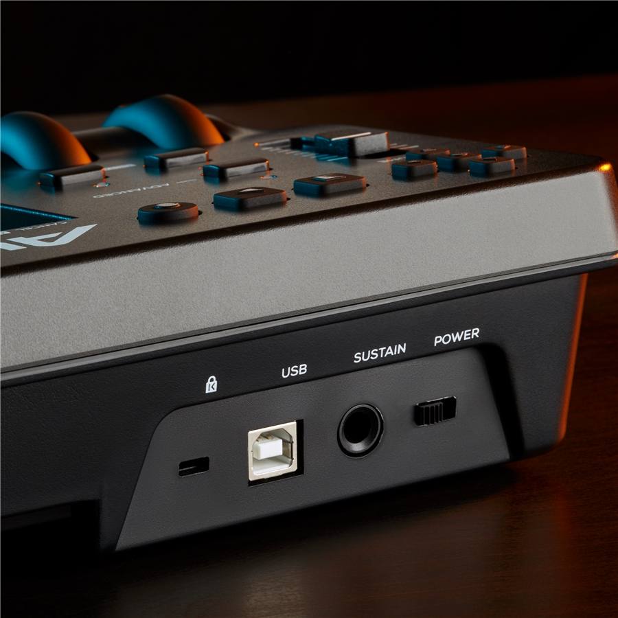 10-alesis-q49mkii-1070001024_8