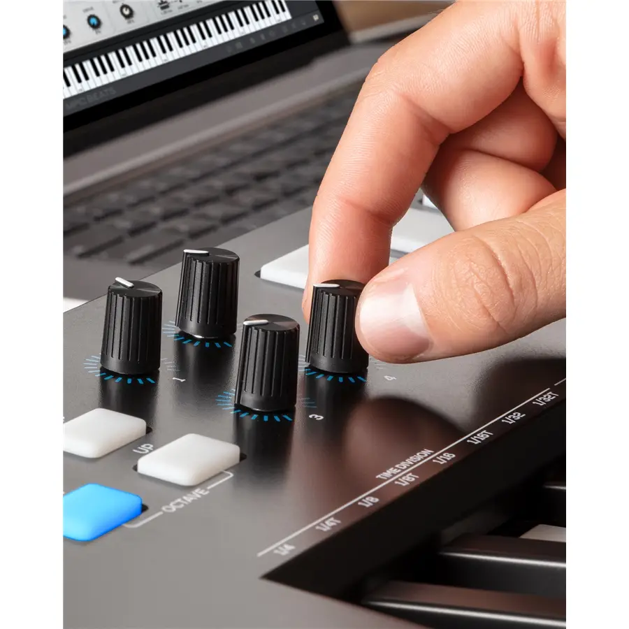 10-alesis-v25-mkii-1070007710_6