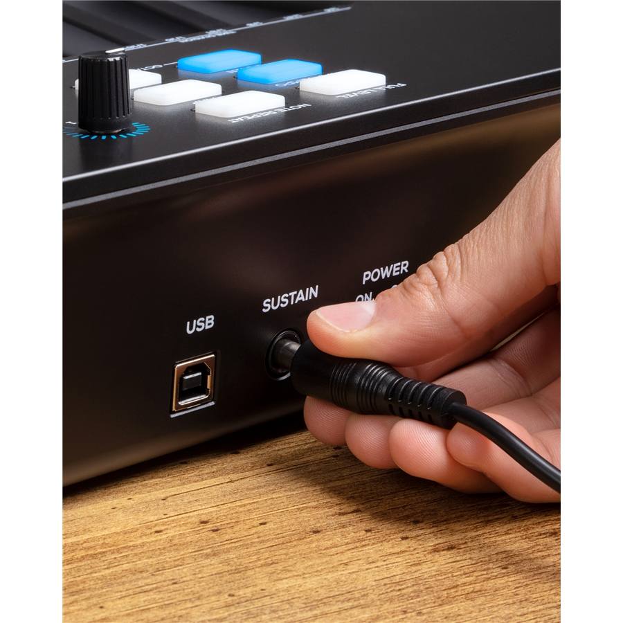 10-alesis-v49-mkii-1070007711_3