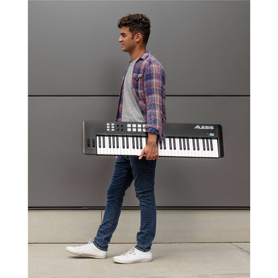 10-alesis-v61-mkii-1070007712_9