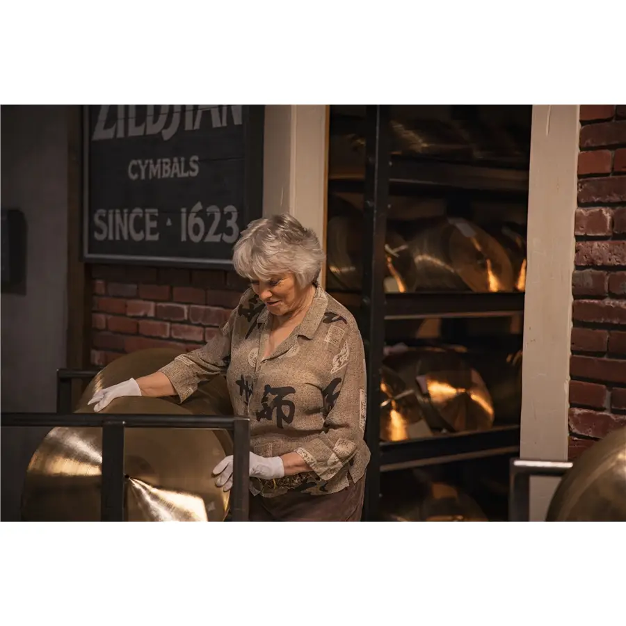 101-zildjian-a40020-20-le-400th-vault-ride-13800855_4