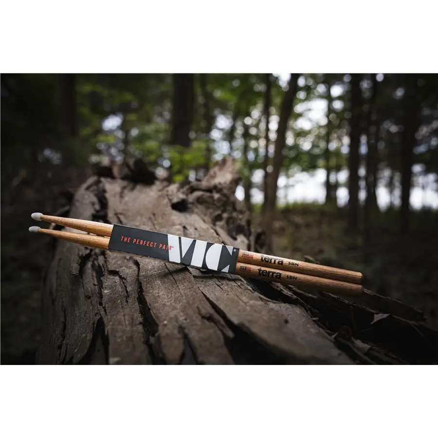 102-vic-firth-5btn-bacchette-american-classic-terra-13700030_4