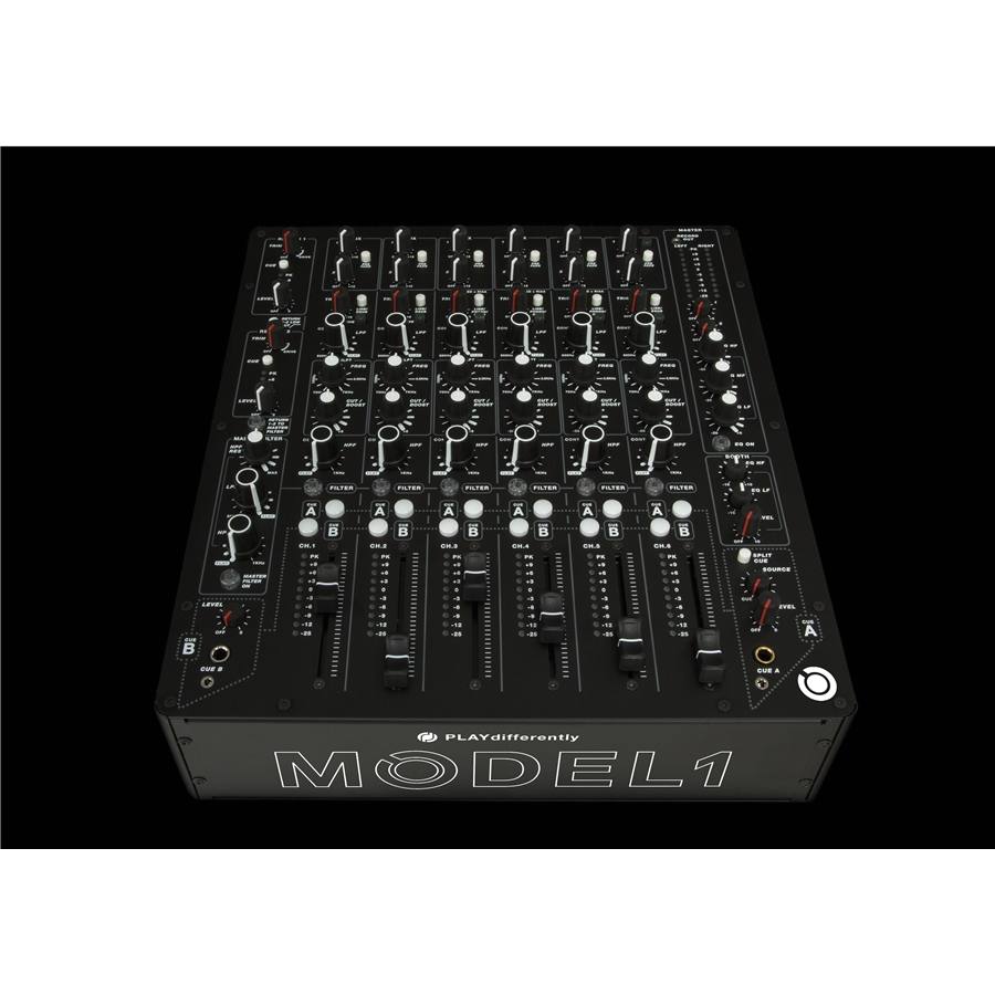 11-allen-heath-play-differently-model-1-gal61901010_4