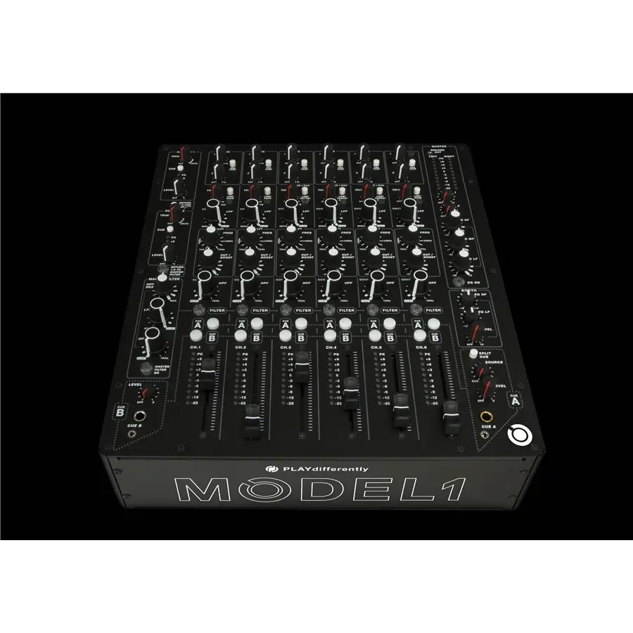 11-allen-heath-play-differently-model-1-gal61901010_4