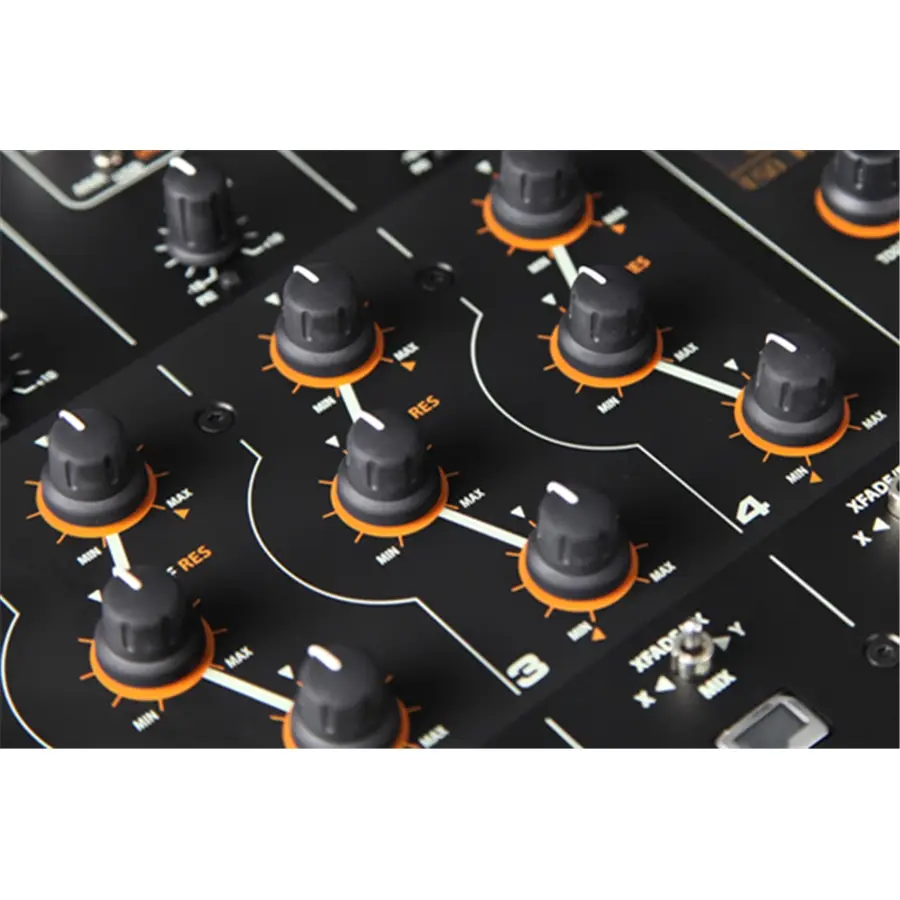 11-allen-heath-xone-db2-gal61900069_5