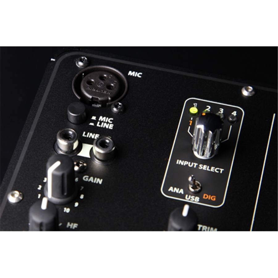 11-allen-heath-xone-db2-gal61900069_6