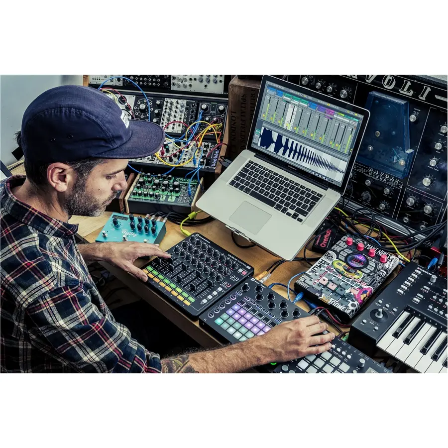 110-novation-launch-control-xl-14400009_3