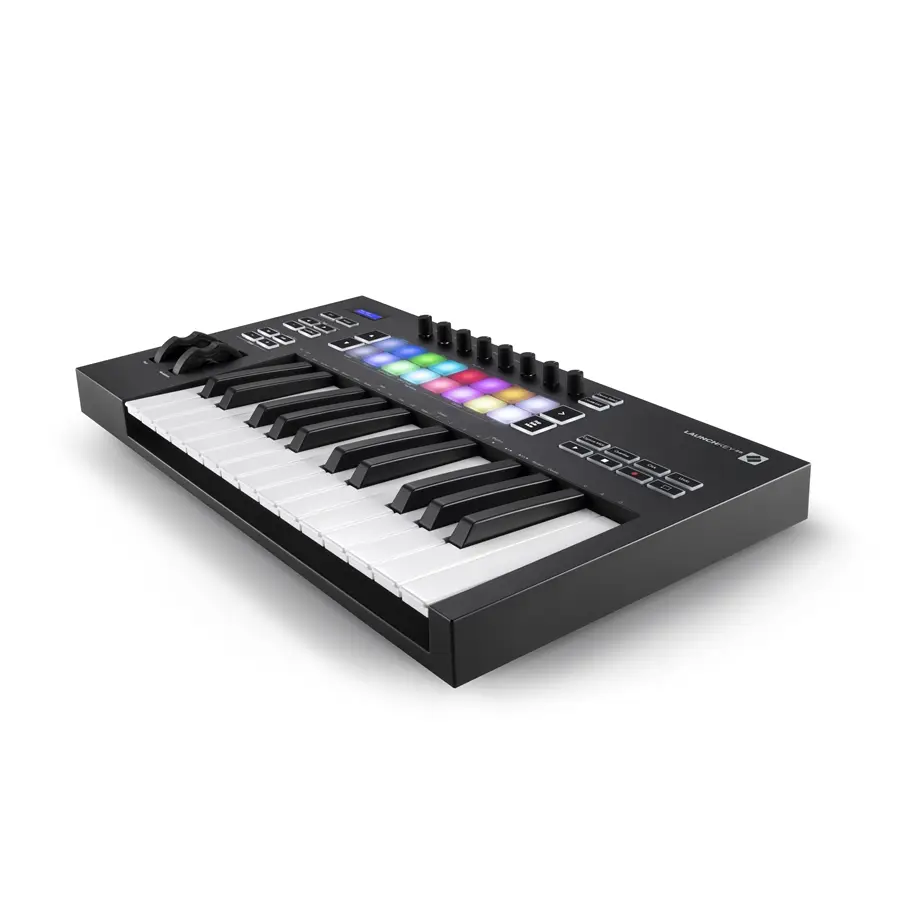 110-novation-launchkey-25-mk3-14400015_4