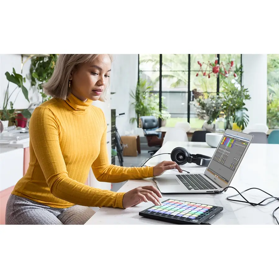 110-novation-launchpad-mini-mkiii-14400006_4