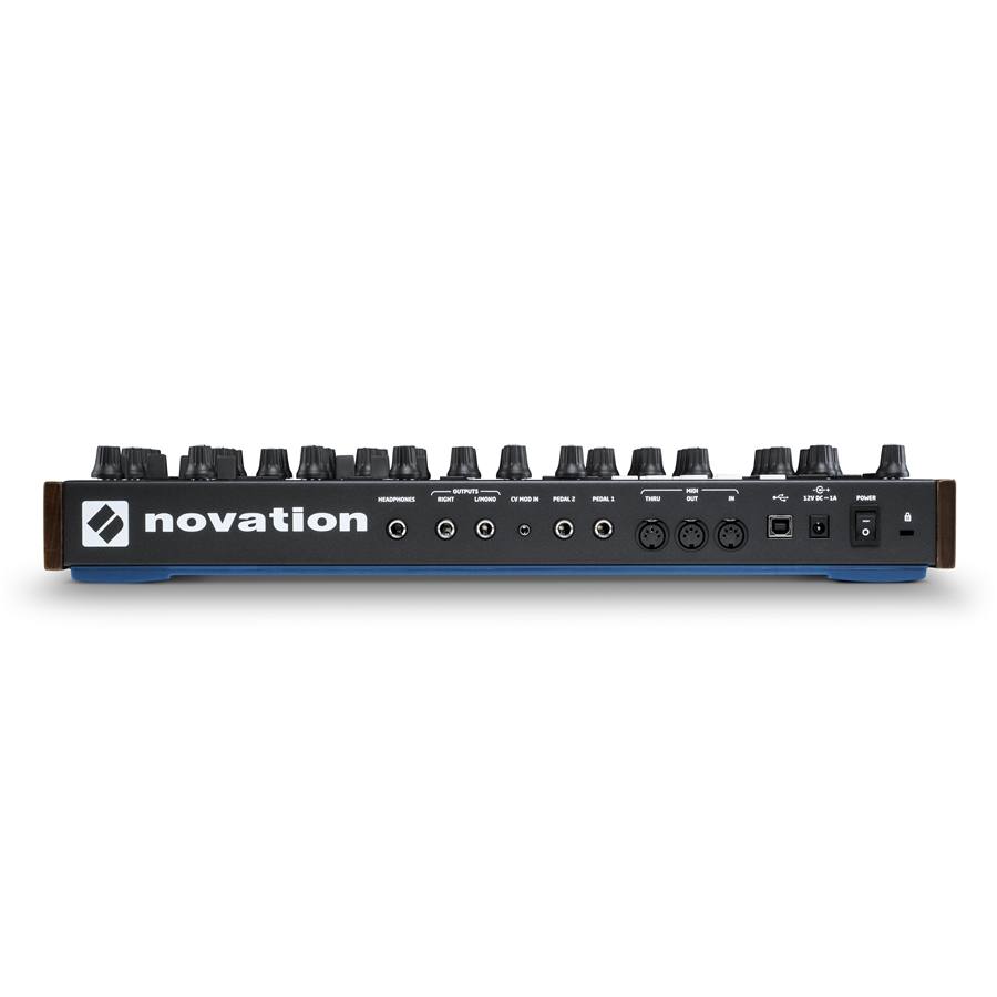 110-novation-peak-14400003_1