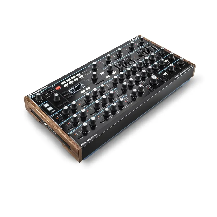 110-novation-peak-14400003_2