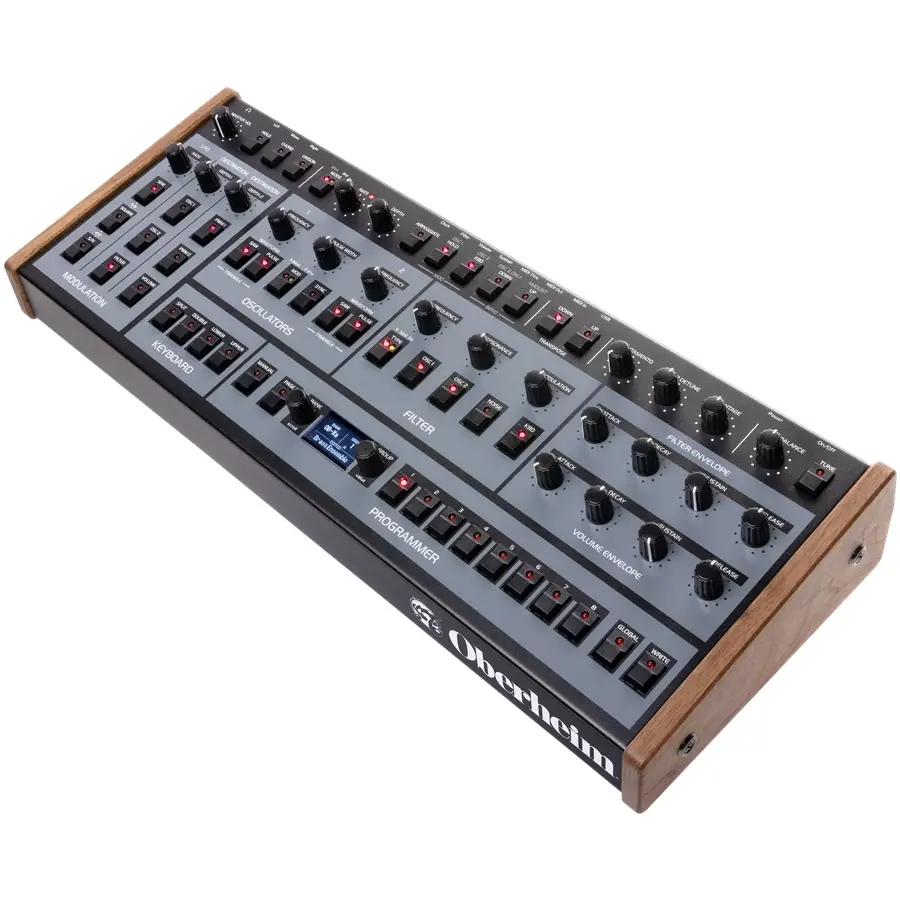111-oberheim-ob-x8-desktop-17900020_5