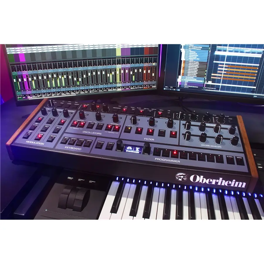 111-oberheim-ob-x8-desktop-17900020_7