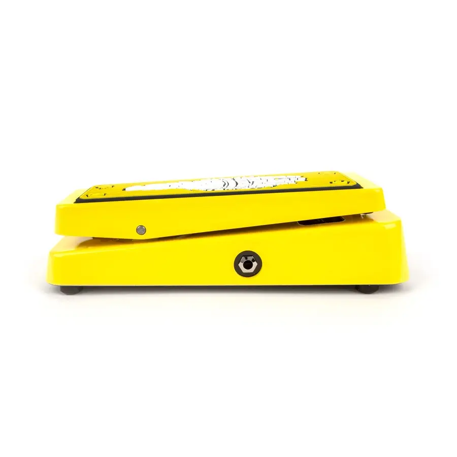 15-dunlop-kh95y-kirk-hammett-cry-baby-wah-yellow-sparkle-edition-04509470_1