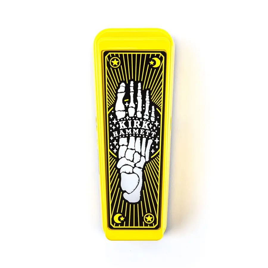 15-dunlop-kh95y-kirk-hammett-cry-baby-wah-yellow-sparkle-edition-04509470_4