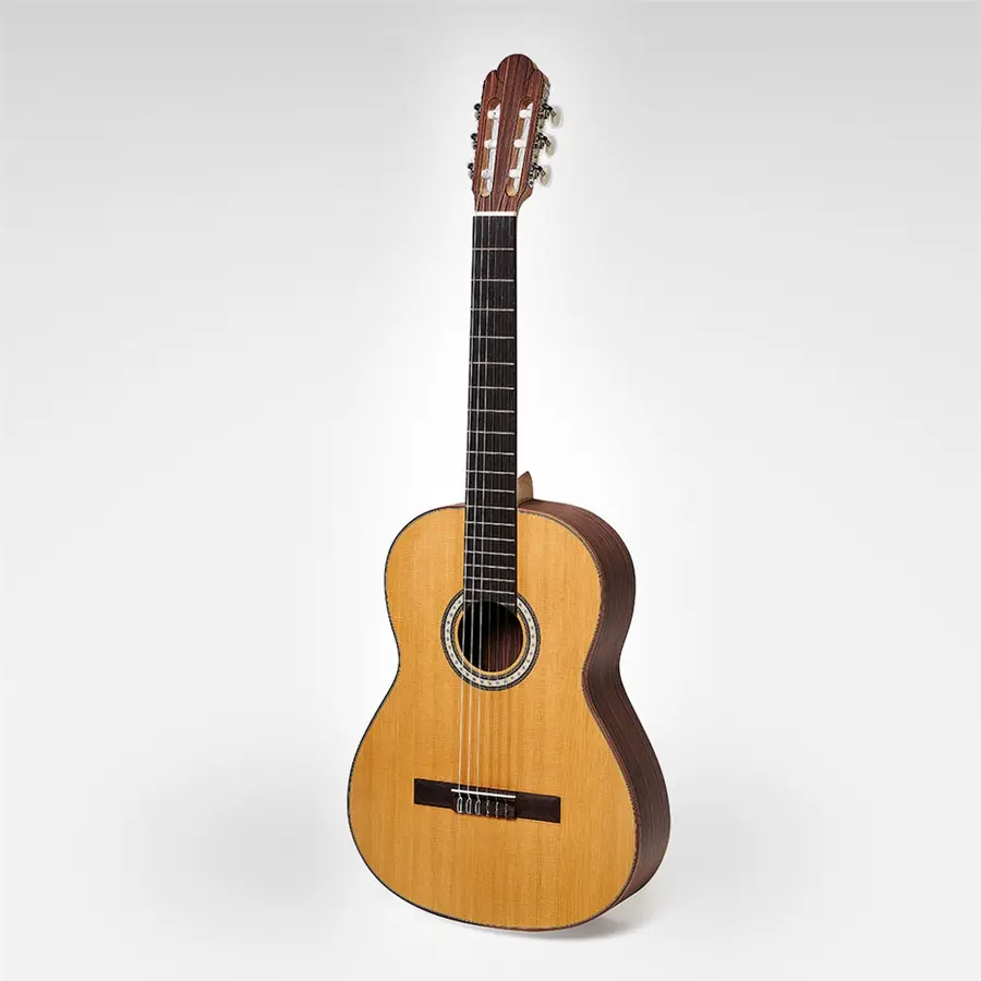 23-esteve-jucar-chitarra-classica-06190471_0