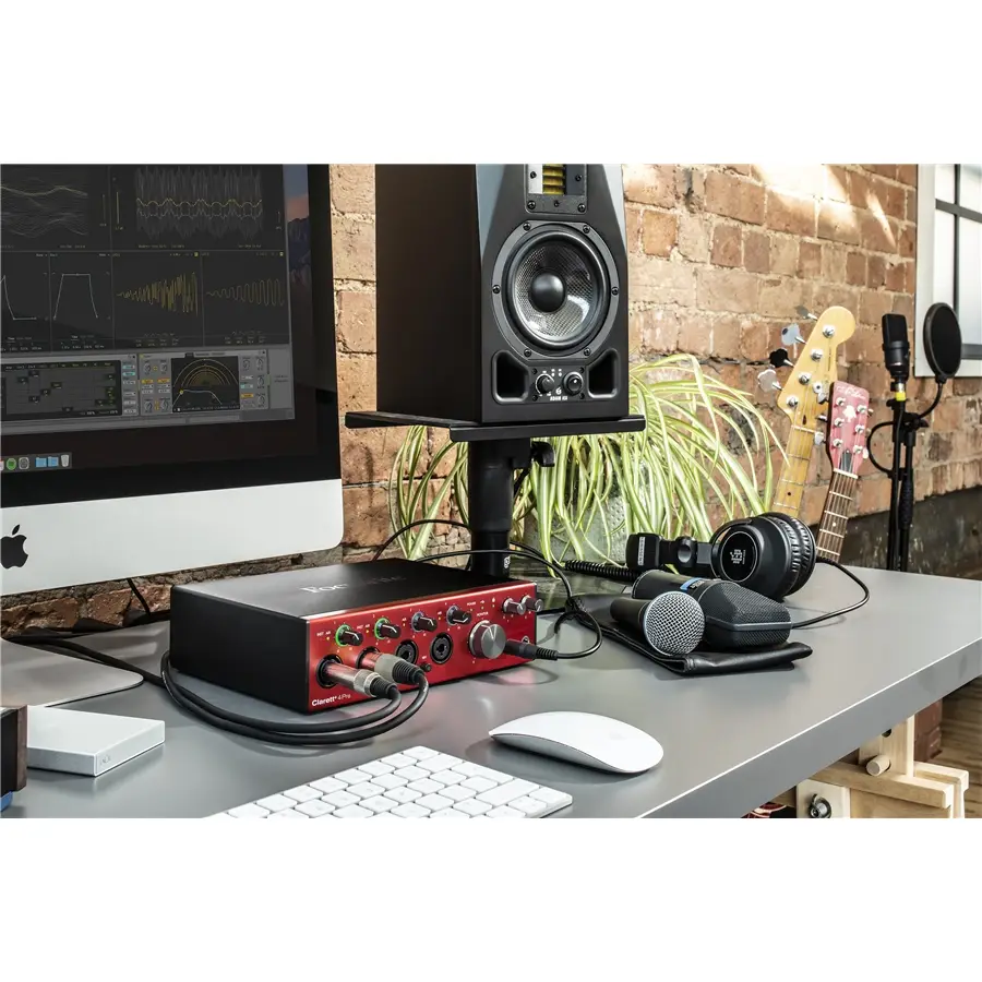 26-focusrite-clarett-4pre-gfo02001224_2
