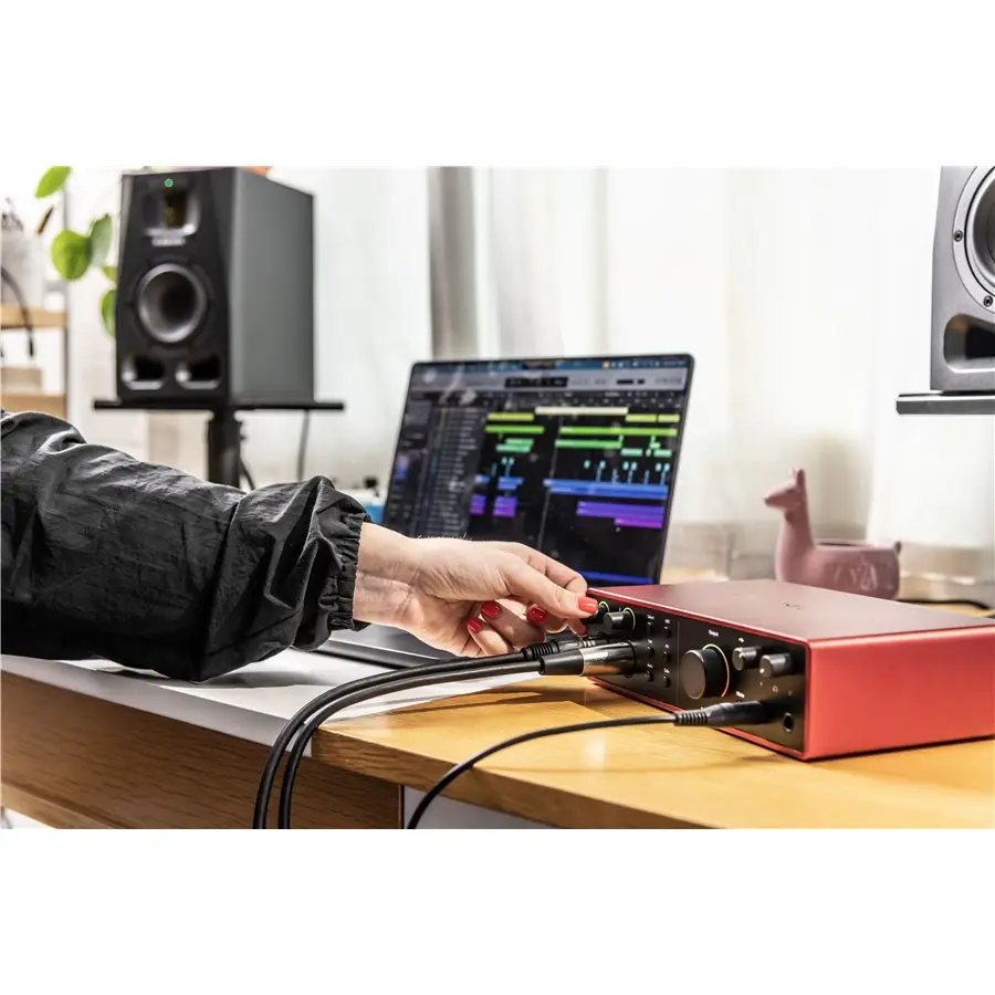 26-focusrite-scarlett-16i16-4th-gen-gfo02001239_5
