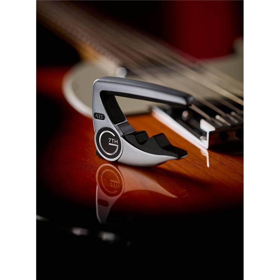 27-g7th-performance-3-art-6-string-silver-capo-12103064_5
