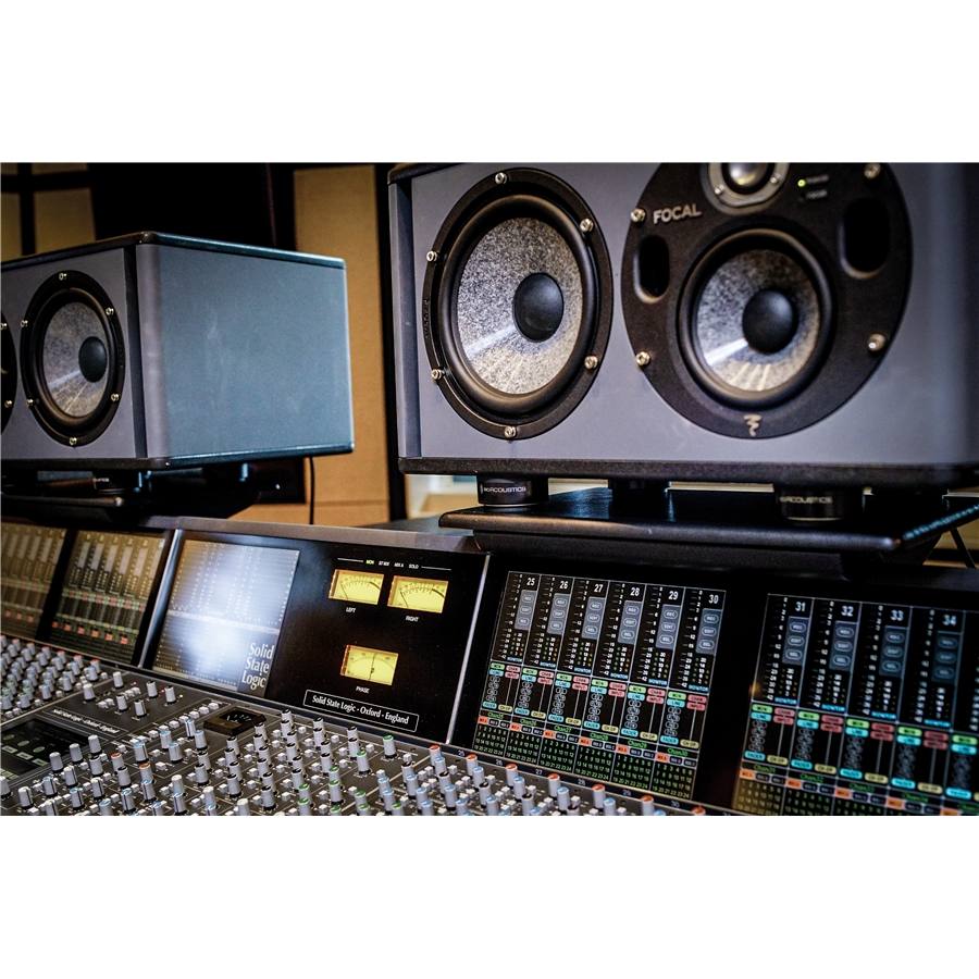 29-isoacoustics-iso-puck-15900035_6