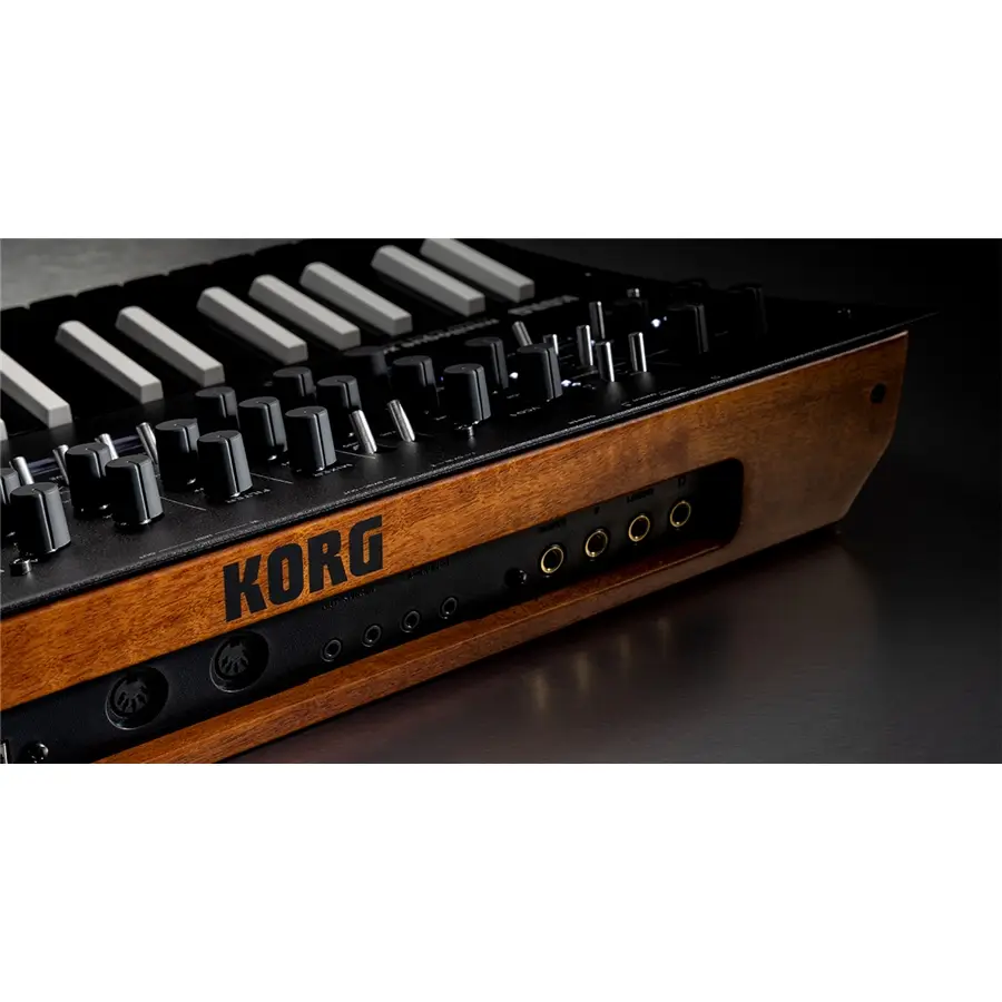 30-korg-minilogue-xd-inverted-c1280240274_8