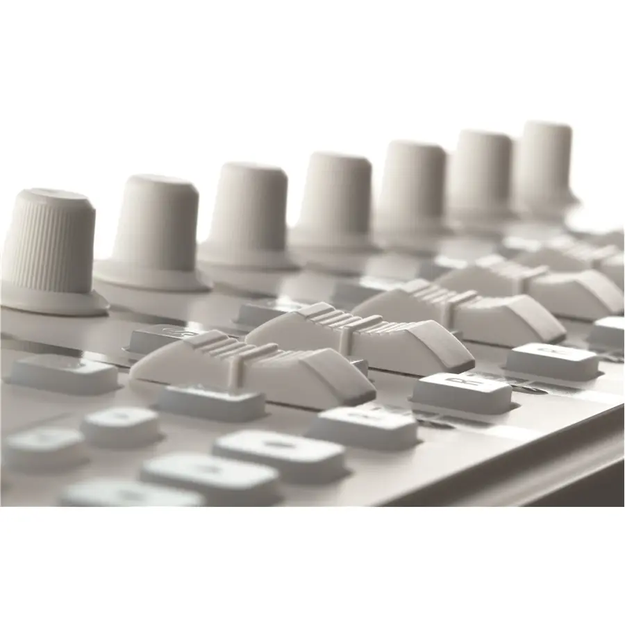 30-korg-nanokontrol2-c1280270084_2