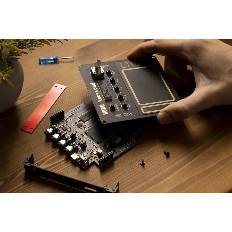 30-korg-nutekt-nts-3-kaoss-c1280240304_4