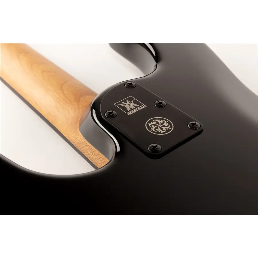 35-music-man-darkray-obsidian-black-4-corde-mm-128015001csbm_10