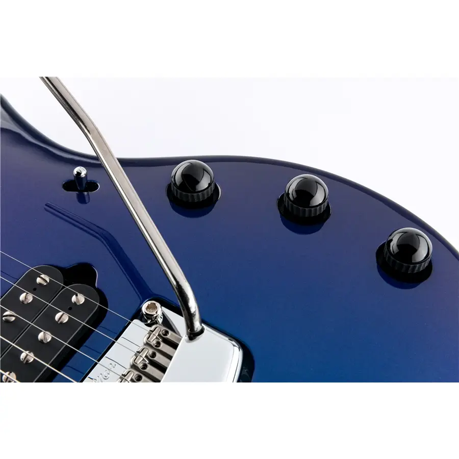 35-music-man-majesty-2019-kinetic-blue-mm-611bh5000cscr_8