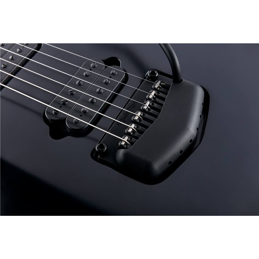 35-music-man-majesty-2019-stealth-black-mm-611665000csbm_7