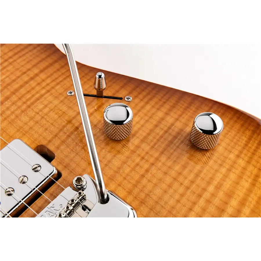 35-music-man-sabre-honey-suckle-mm-812t1r100cscr_6