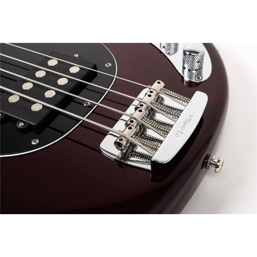 35-music-man-stingray-special-translucent-oxblood-mm-107oxb1001mbcr_5