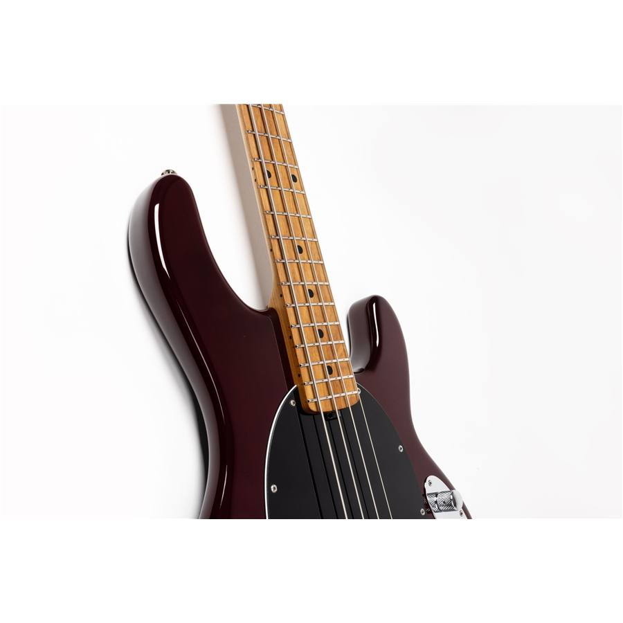 35-music-man-stingray-special-translucent-oxblood-mm-107oxb1001mbcr_6