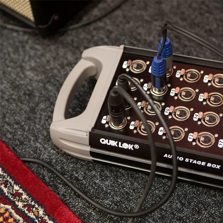 43-quik-lok-box-638-30k-stage-box-16-in-4-out-30-mt-70-00766_2