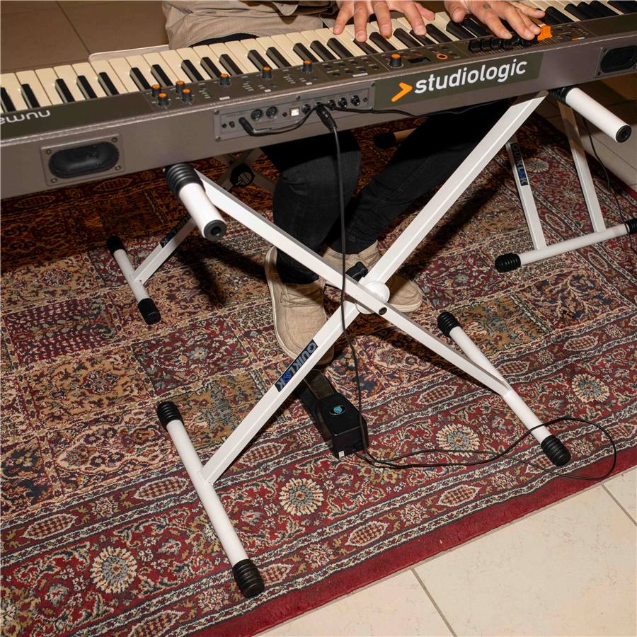 43-quik-lok-t10-wh-supporto-tastiera-a-x-bianco-10-00254_6