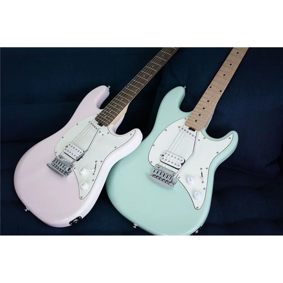 51-sterling-by-musicman-cutlass-short-scale-hs-shell-pink-tastiera-lauro-st-ctss30hsspkr1_2